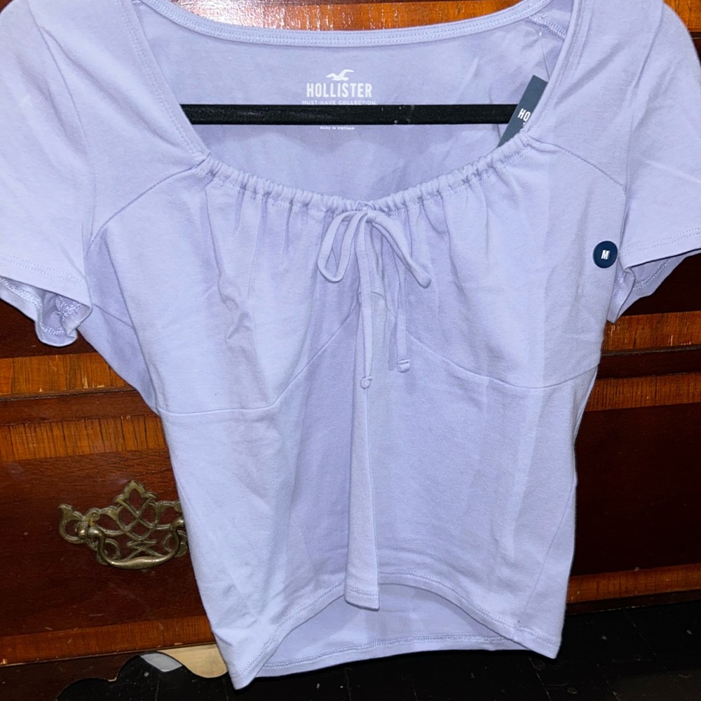 Hollister baby tee